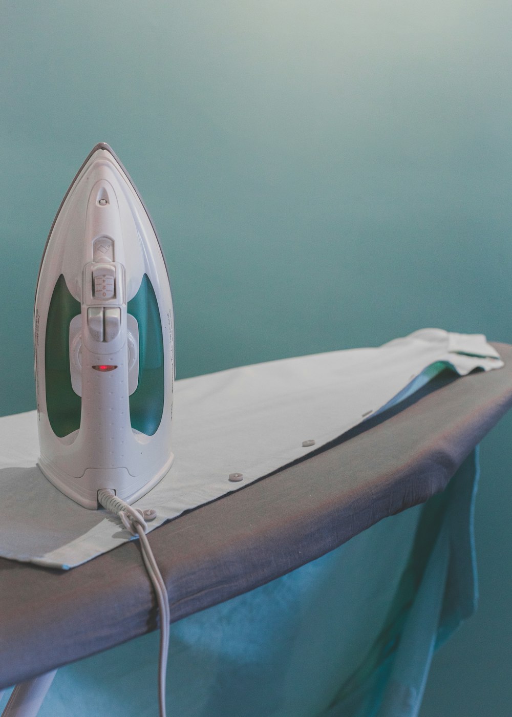 Professional steam ironing for a crisp finish